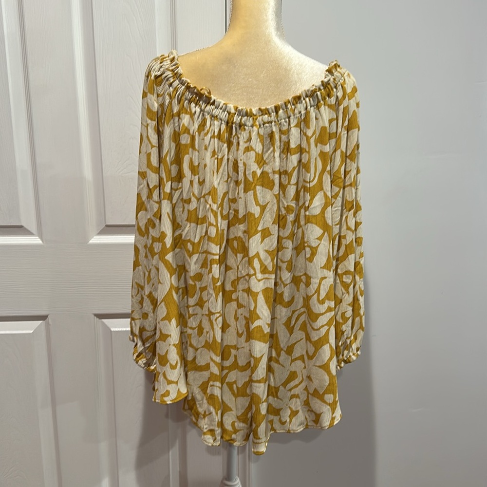 Terra & Sky Women's Plus Size Off The Shoulder Blouse with Long Sleeves 3 - Picture 9 of 11